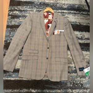 Men’s Paisley and Gray Sport Coat